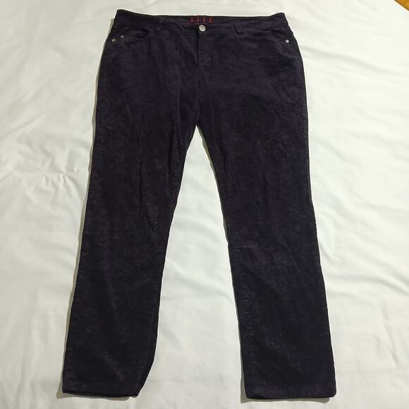 Elle Women's 16R Deep Purple (almost black) Paisley Printed Corduroy Pants - Picture 6 of 15